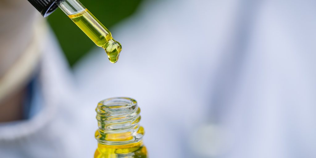 CBD Schmerzen: CBD-&Ouml;l.